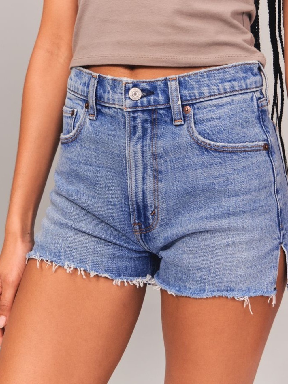 Abercrombie The Mom Short High Rise